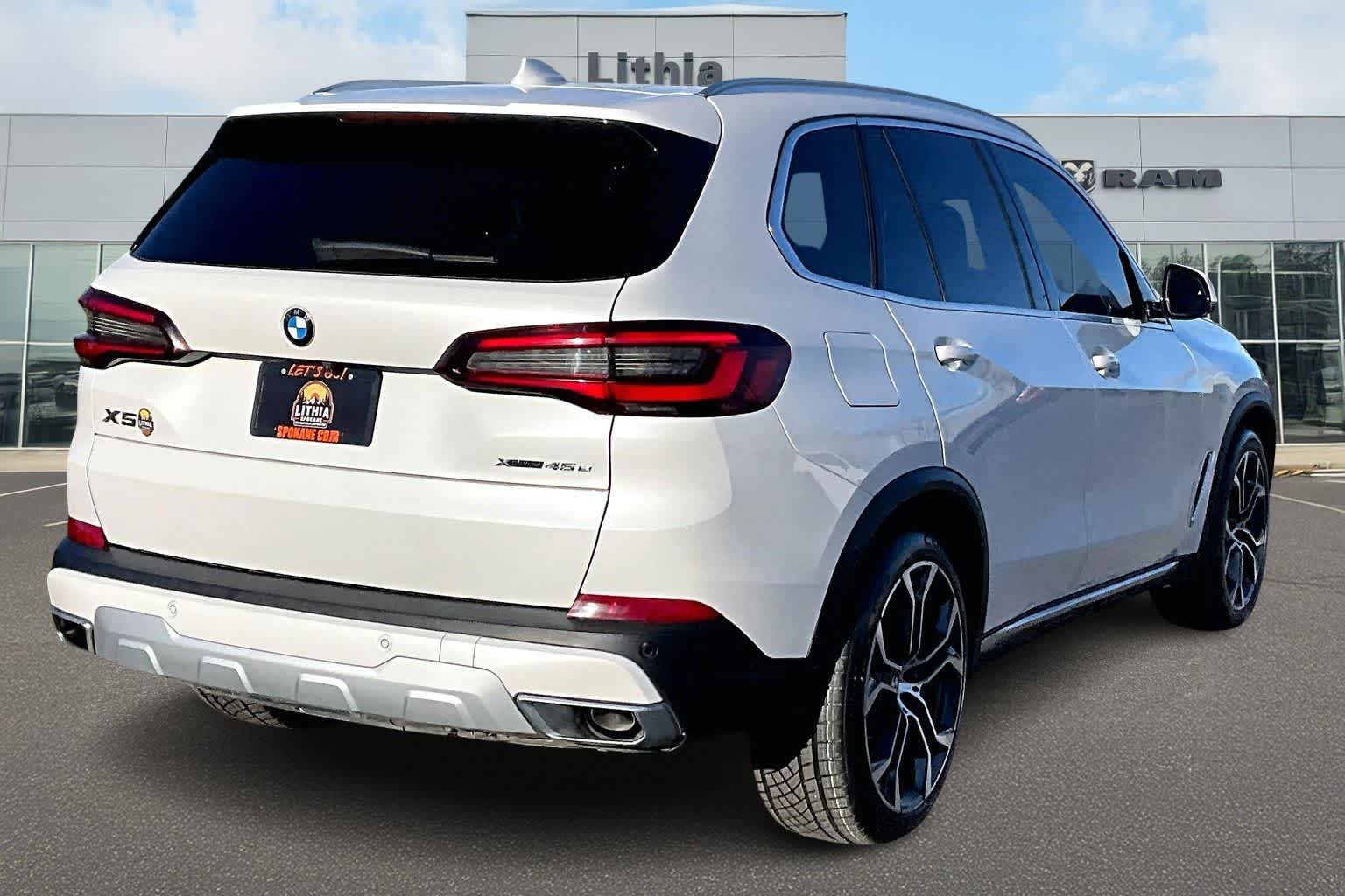 Thumbnail: 2021 BMW X5 - 23