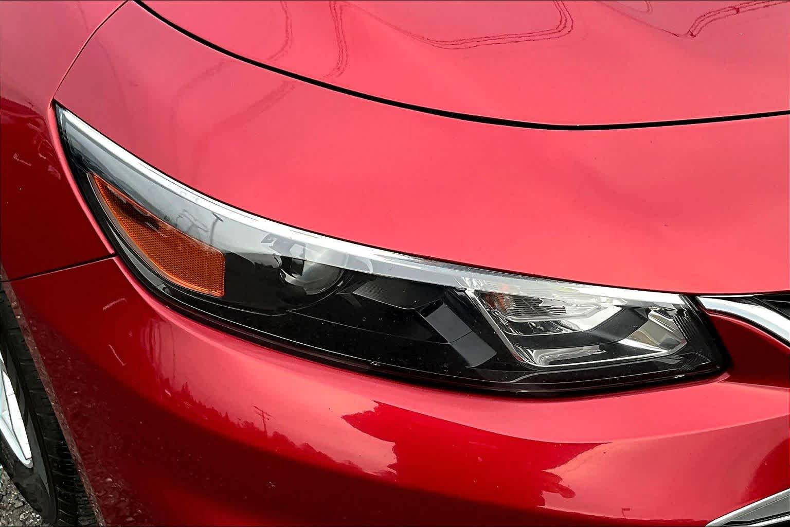 Thumbnail: 2018 Chevrolet Malibu - 31