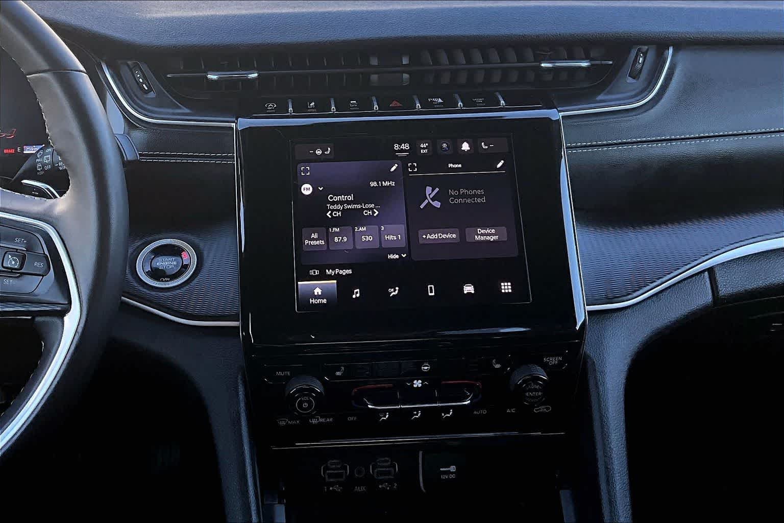 Thumbnail: 2024 Jeep Grand Cherokee - 16