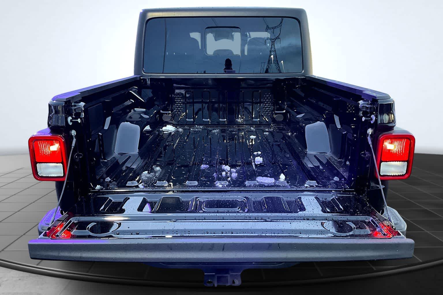 Thumbnail: 2026 Jeep Gladiator - 19