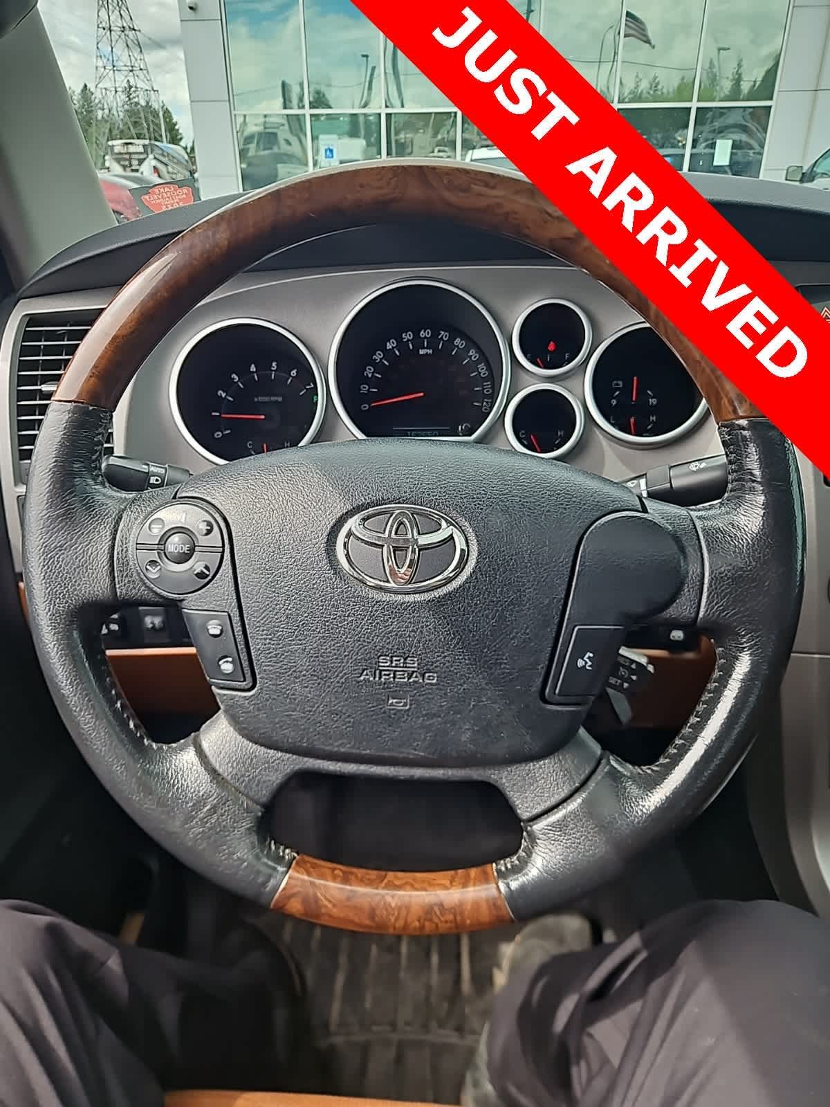 Thumbnail: 2010 Toyota Tundra - 8
