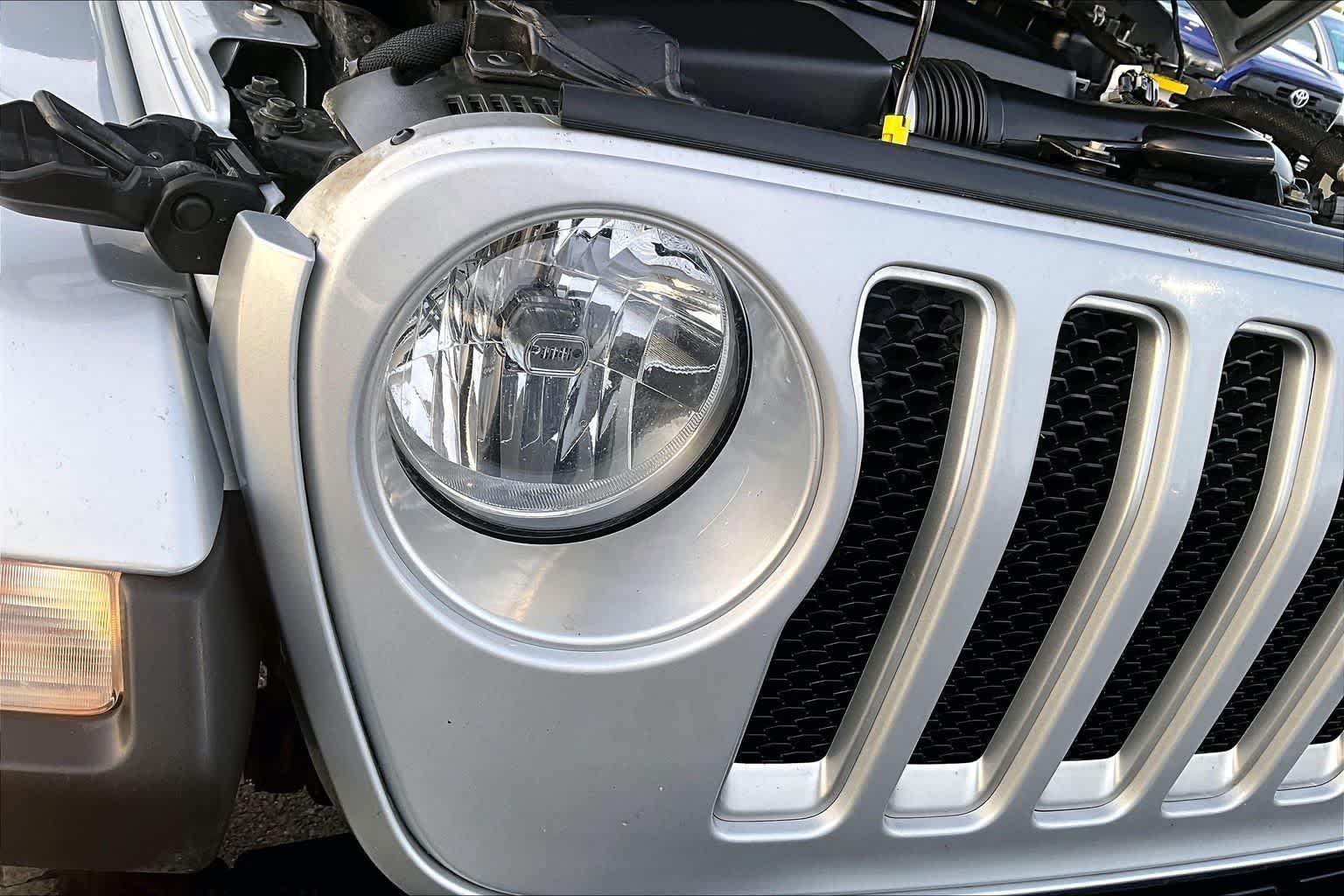 Thumbnail: 2023 Jeep Wrangler - 31