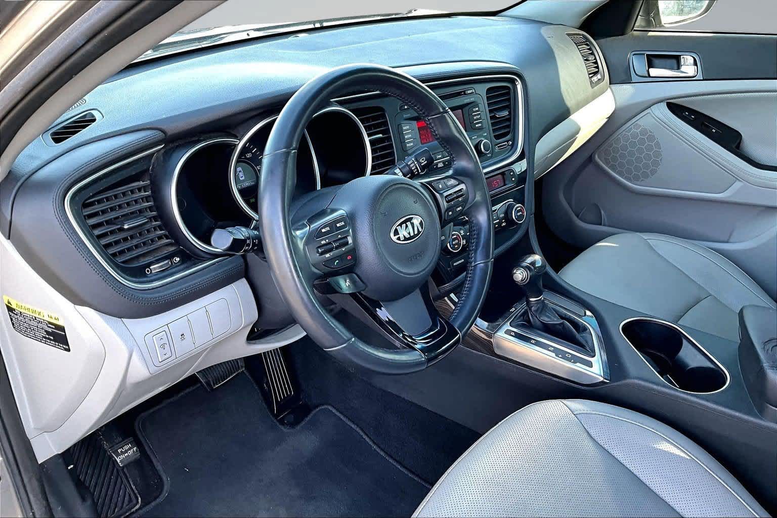 Used 2015 Kia Optima EX with VIN 5XXGN4A74FG390739 for sale in Spokane, WA