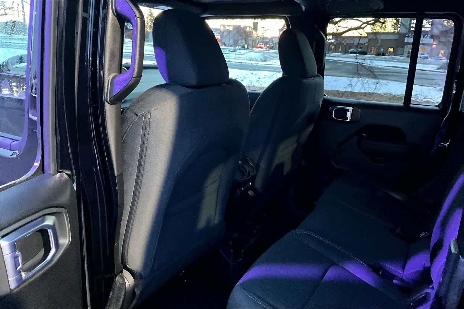 Thumbnail: 2026 Jeep Gladiator - 12