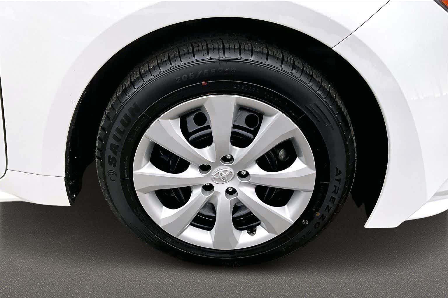 Thumbnail: 2024 Toyota Corolla - 34