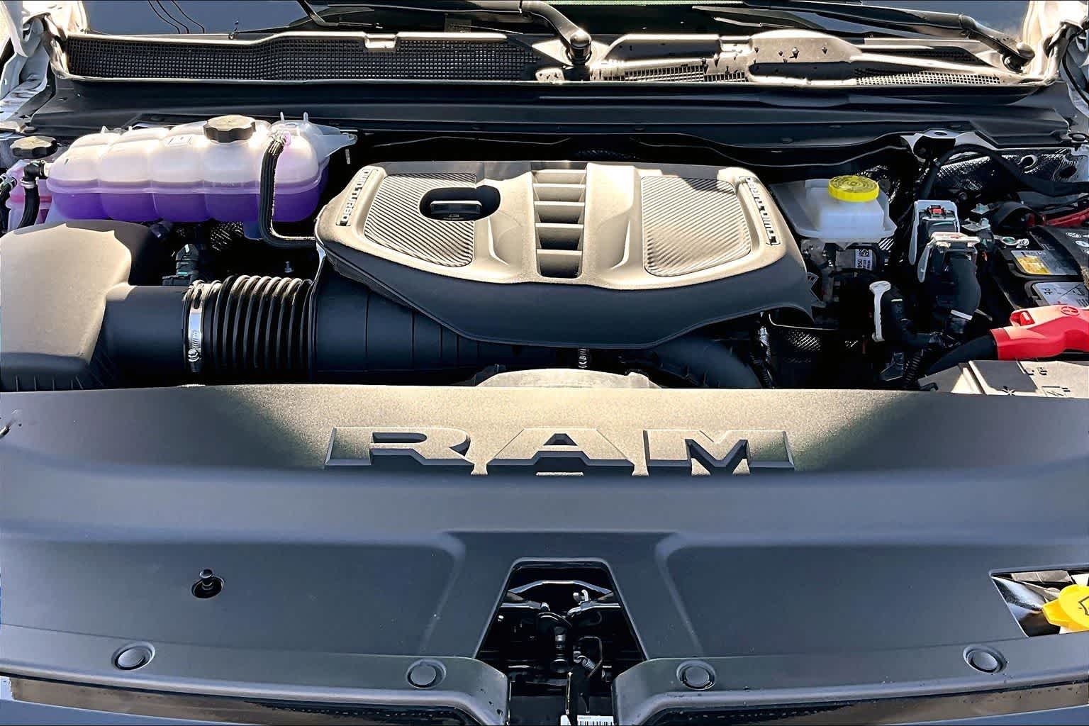 Thumbnail: 2026 RAM 1500 - 9