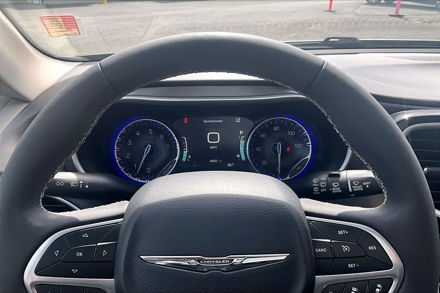 Thumbnail: 2024 Chrysler Pacifica - 18