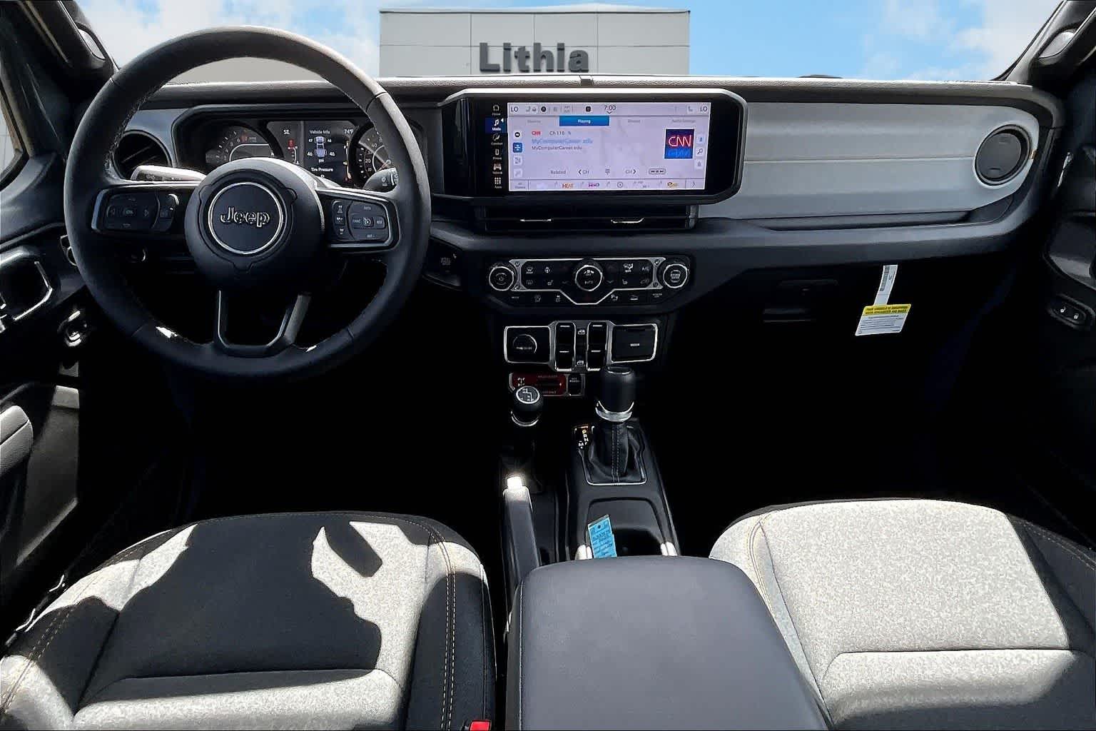 Thumbnail: 2025 Jeep Gladiator - 10