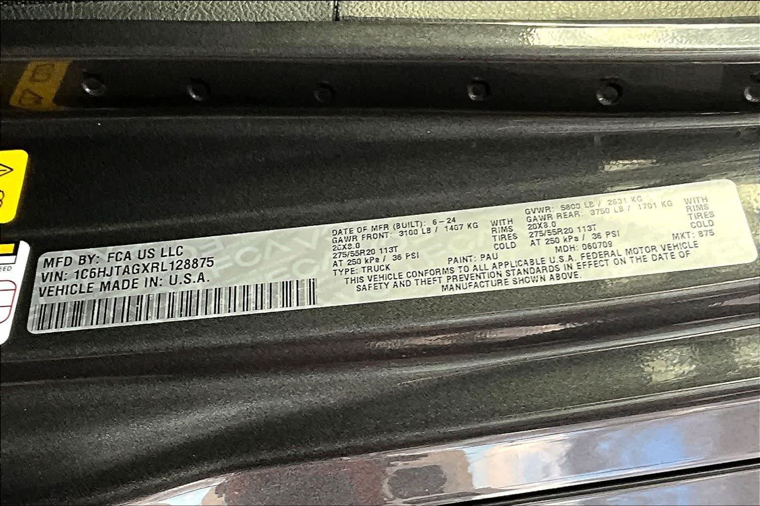 Thumbnail: 2024 Jeep Gladiator - 21