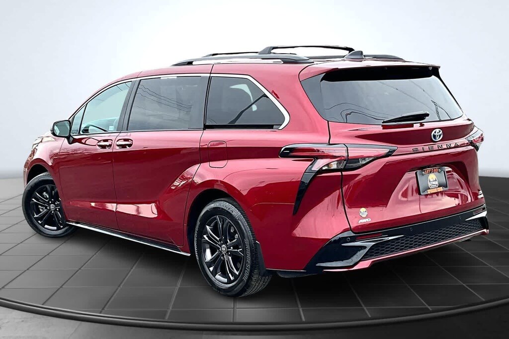 Used 2024 Toyota Sienna XSE Van
