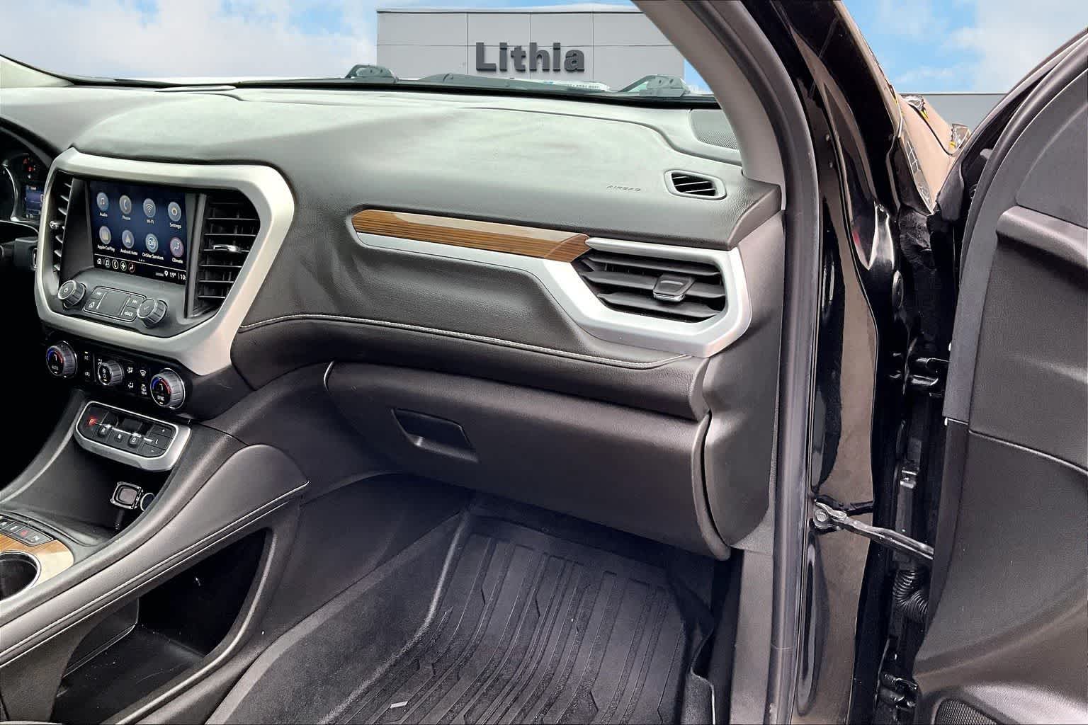 Thumbnail: 2023 GMC Acadia - 24