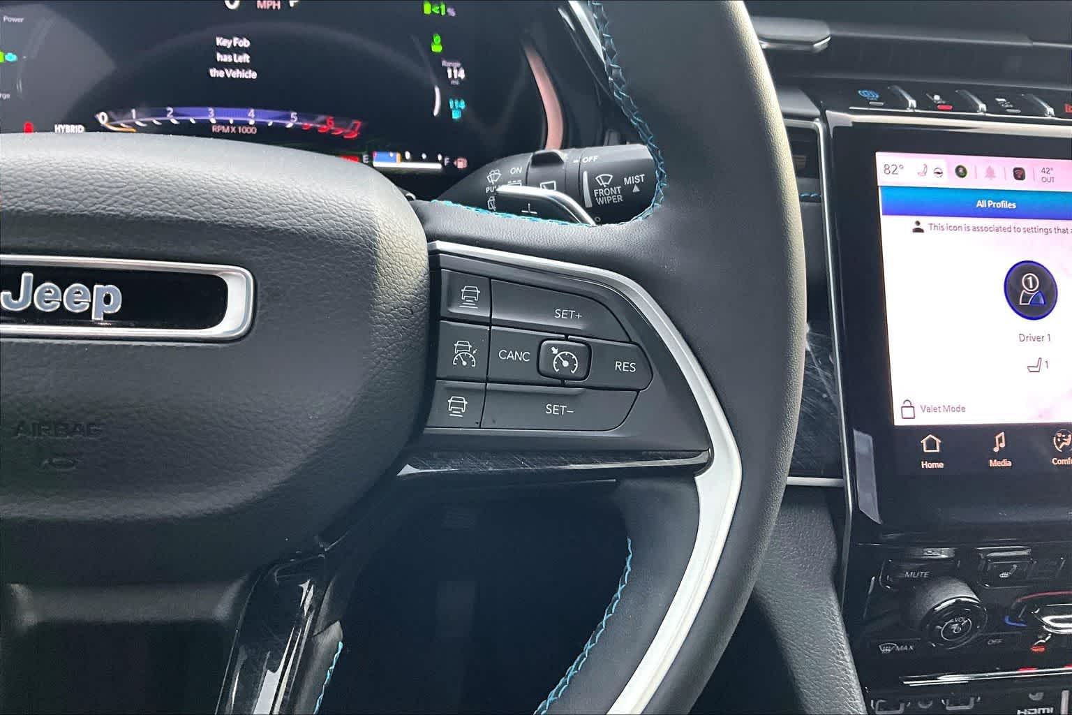 Thumbnail: 2023 Jeep Grand Cherokee - 26