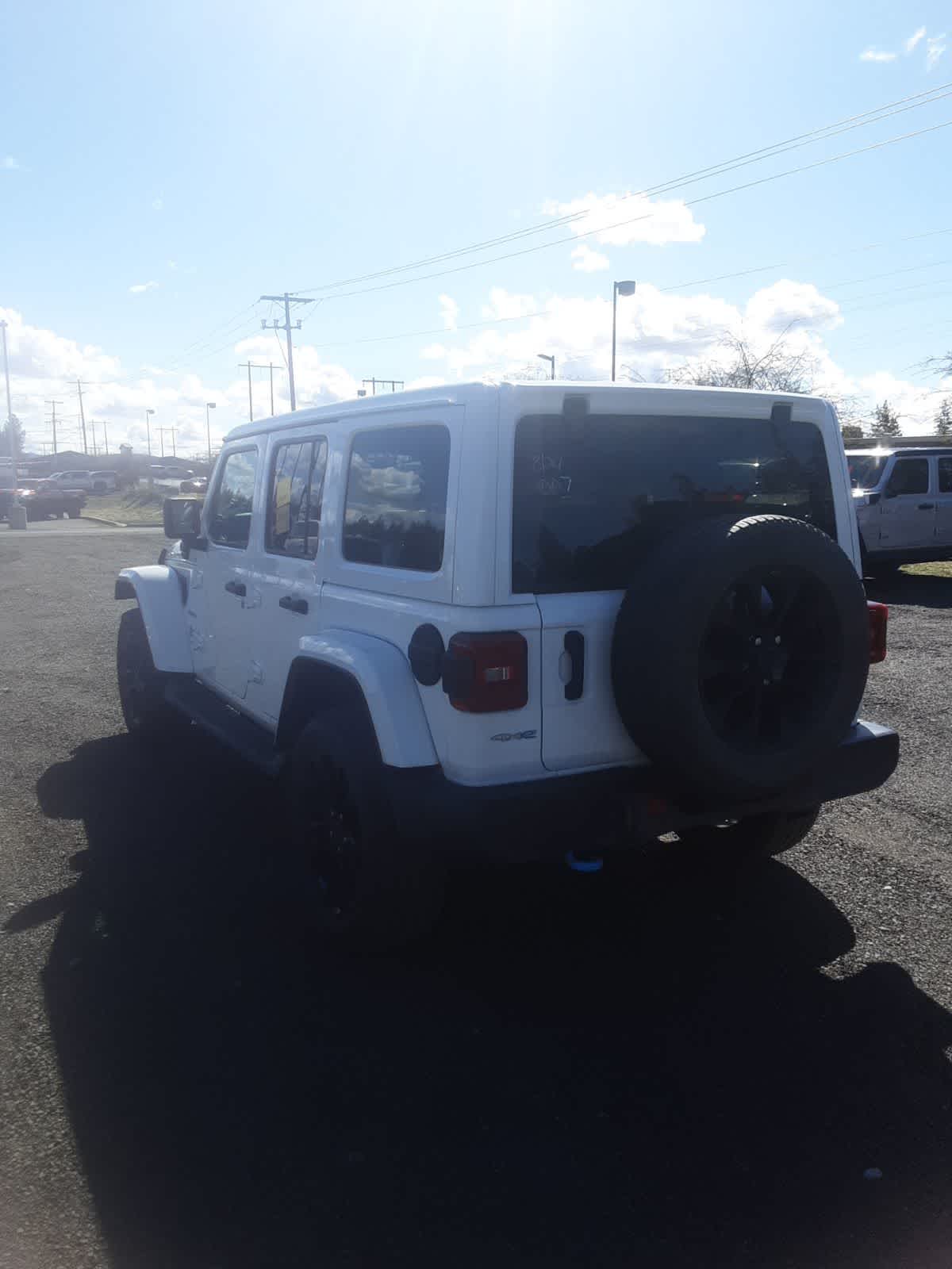 Thumbnail: 2023 Jeep Wrangler - 6