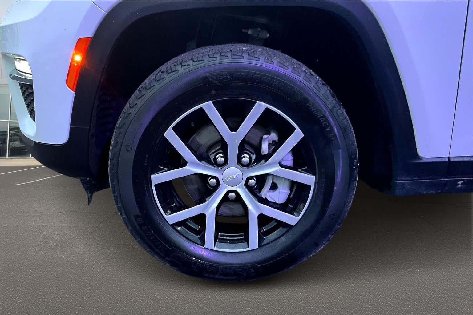 Thumbnail: 2024 Jeep Grand Cherokee - 8