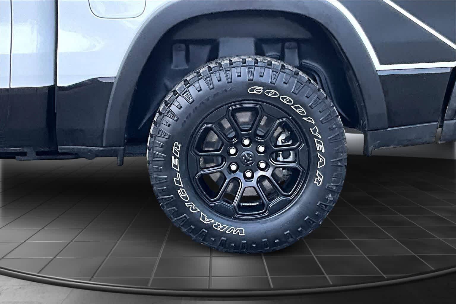 Thumbnail: 2025 RAM 1500 - 36