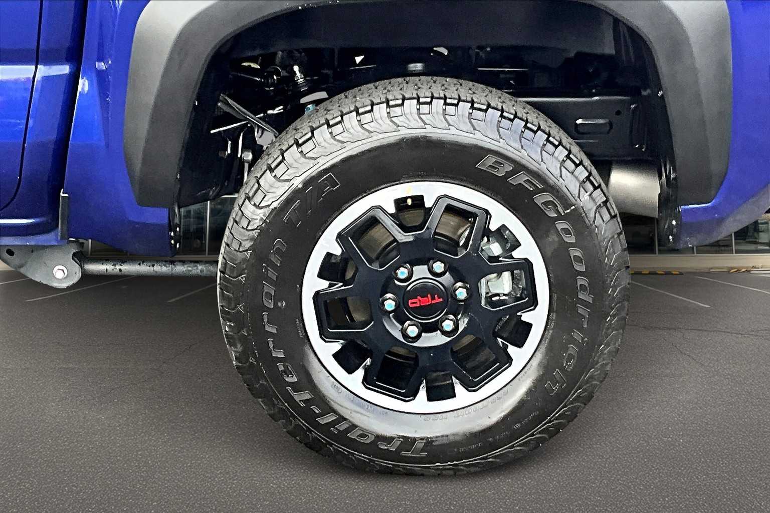 Thumbnail: 2025 Toyota Tacoma - 36