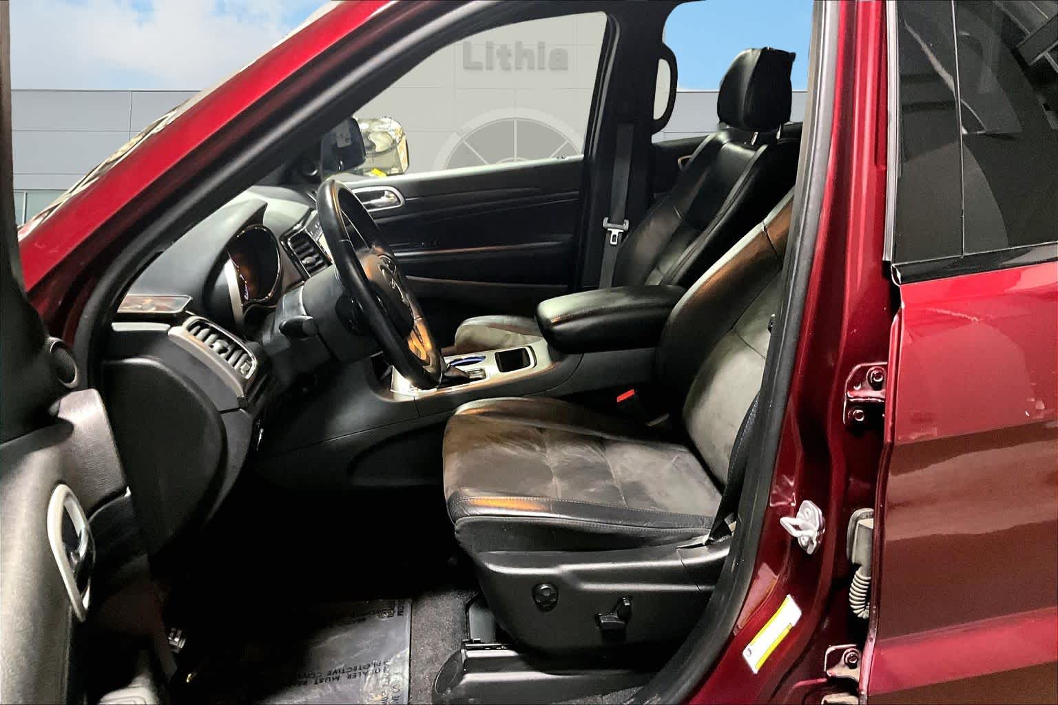 Thumbnail: 2020 Jeep Grand Cherokee - 11