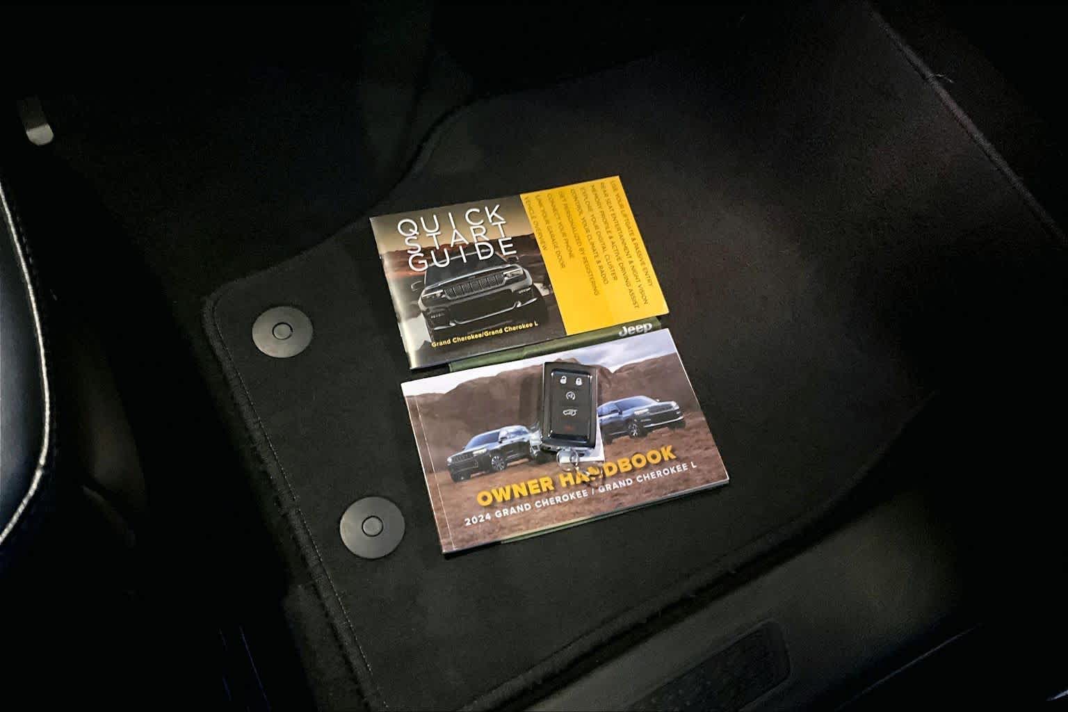 Thumbnail: 2024 Jeep Grand Cherokee - 20