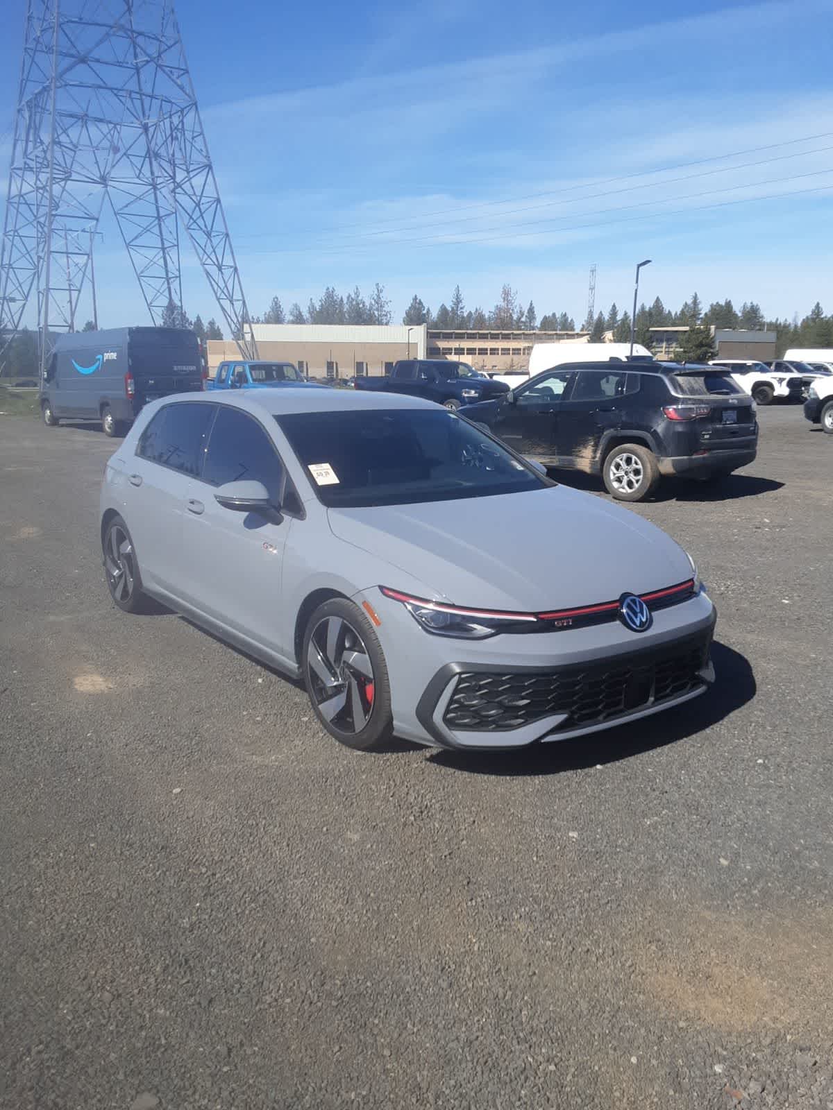 Thumbnail: 2025 Volkswagen Golf - 3