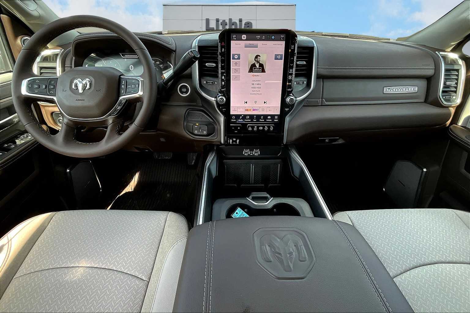 Thumbnail: 2025 RAM 3500 - 10