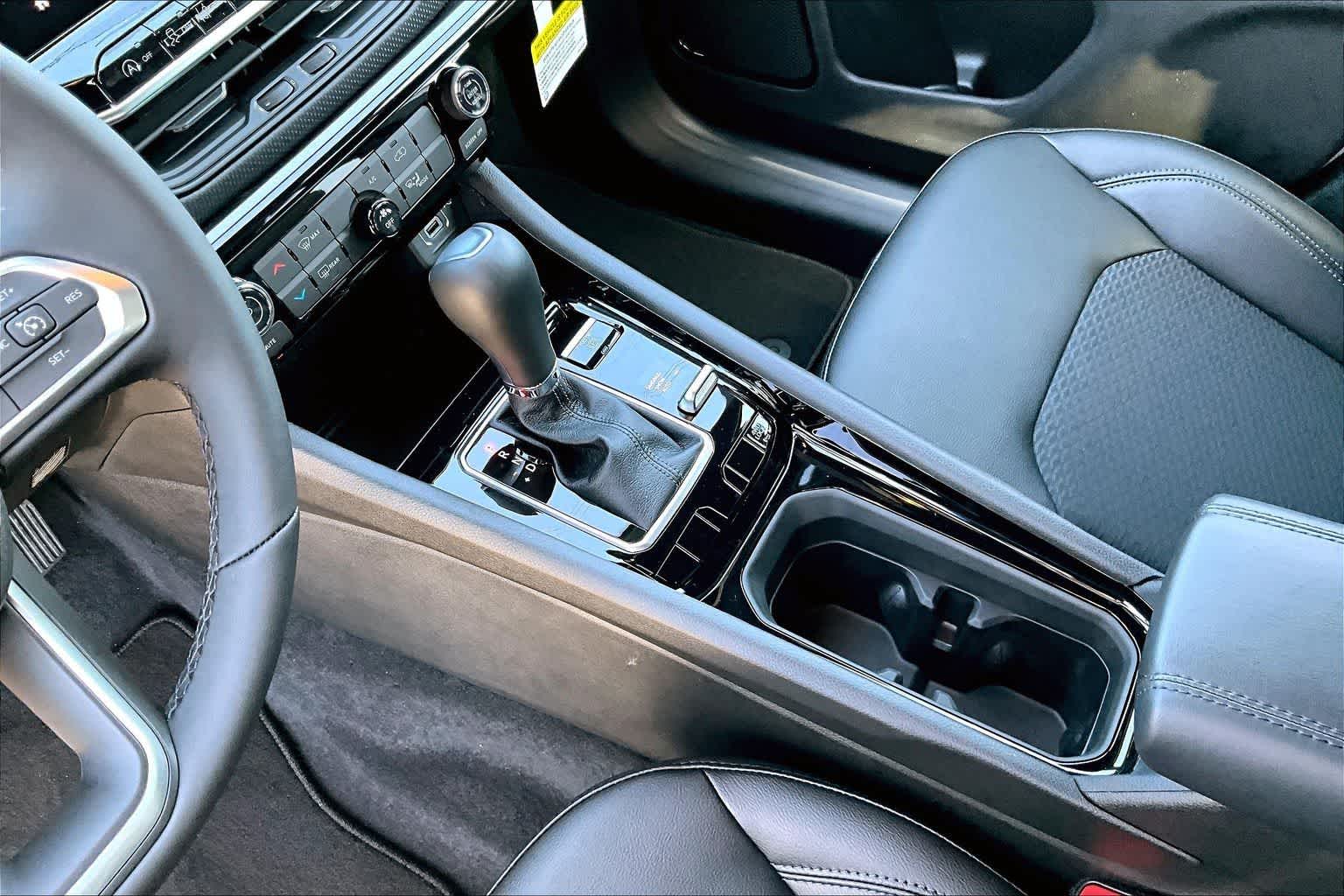 Thumbnail: 2026 Jeep Compass - 17