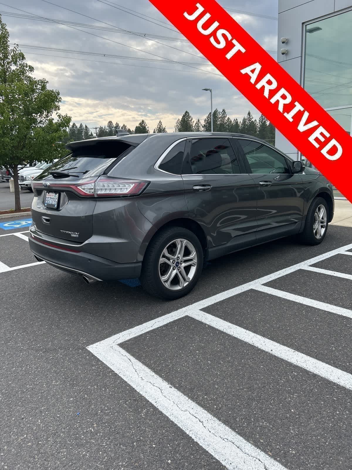Thumbnail: 2016 Ford Edge - 4