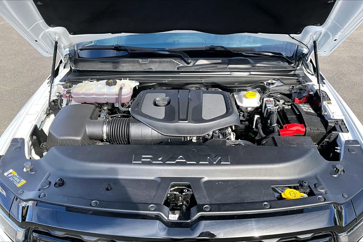 Thumbnail: 2025 RAM 1500 - 8