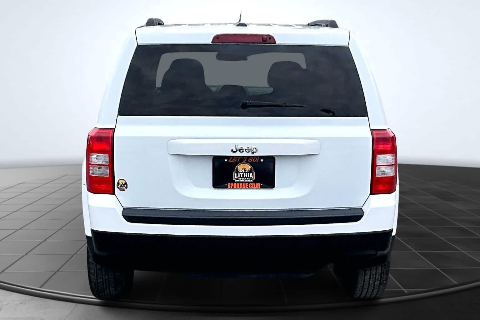 Thumbnail: 2016 Jeep Patriot - 5