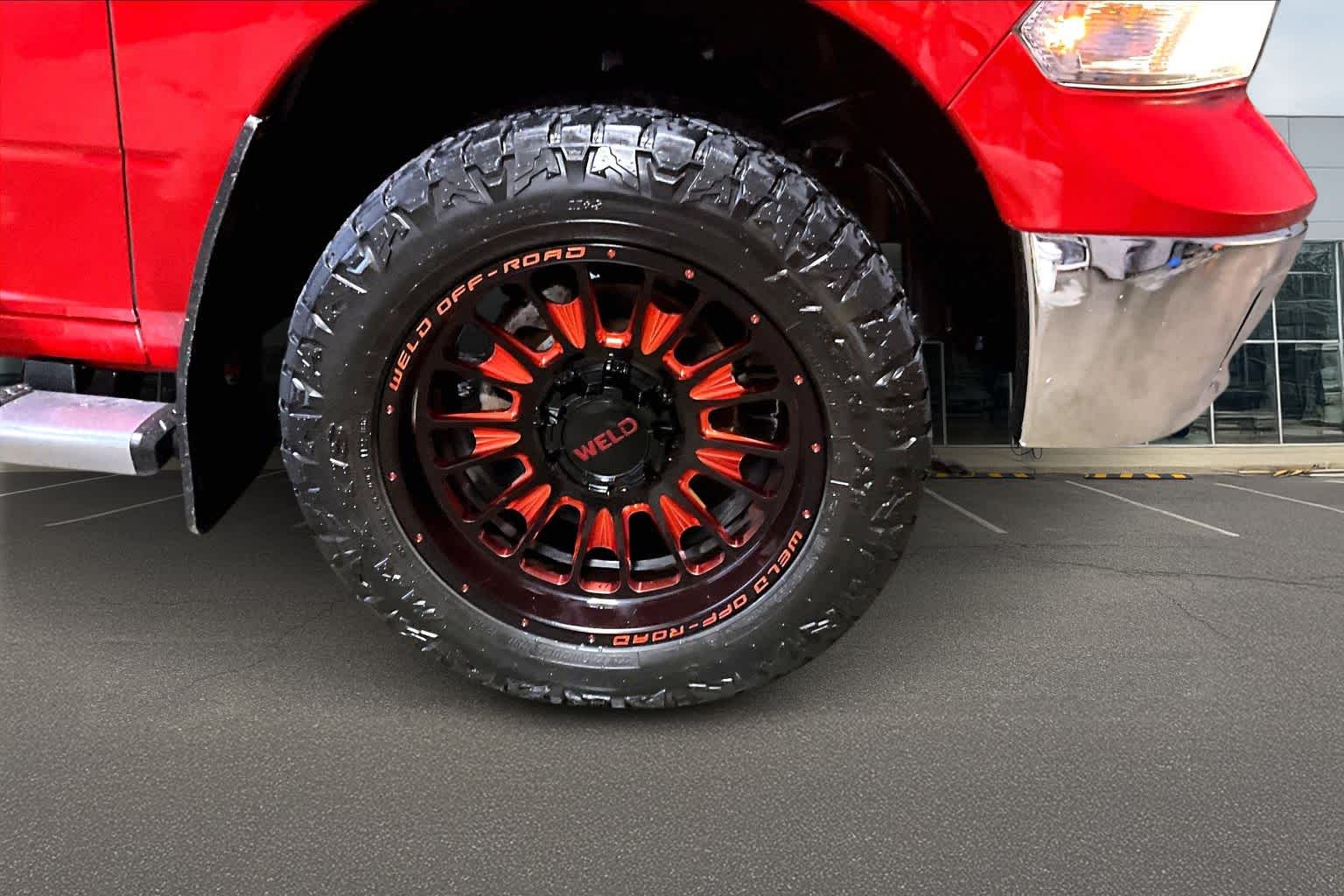 Thumbnail: 2019 RAM 1500 Classic - 34