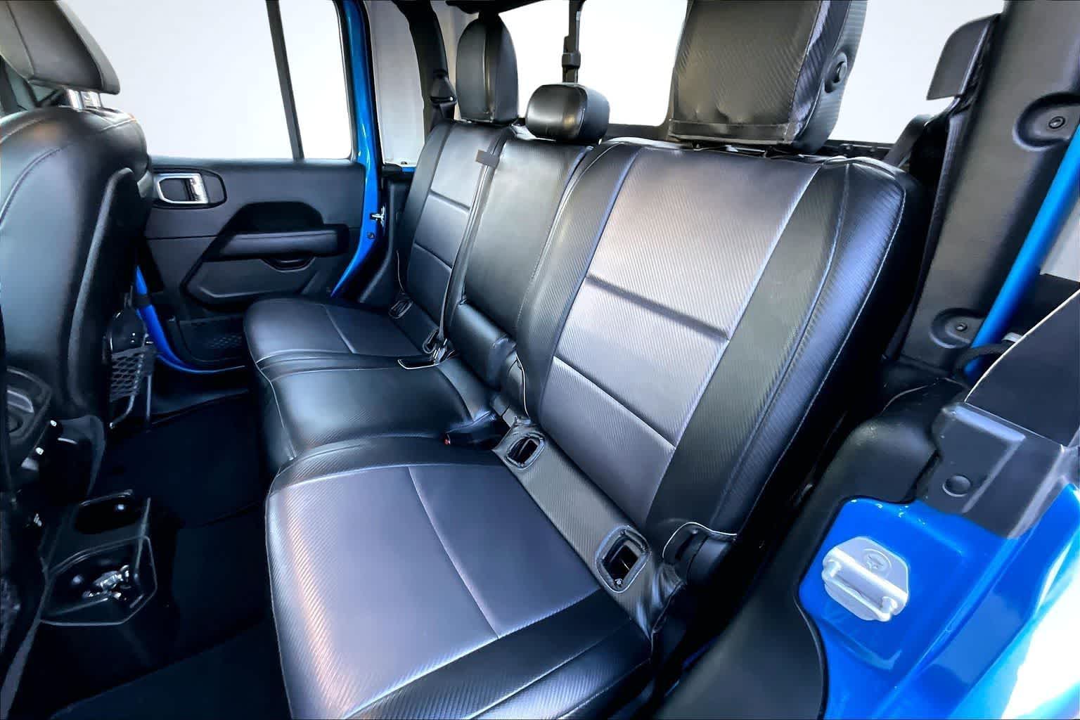 Thumbnail: 2022 Jeep Gladiator - 13