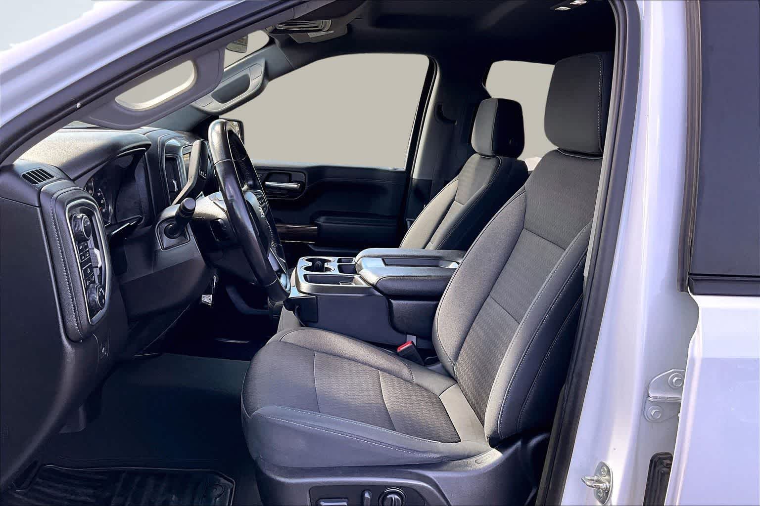 Thumbnail: 2021 Chevrolet Silverado 1500 - 11