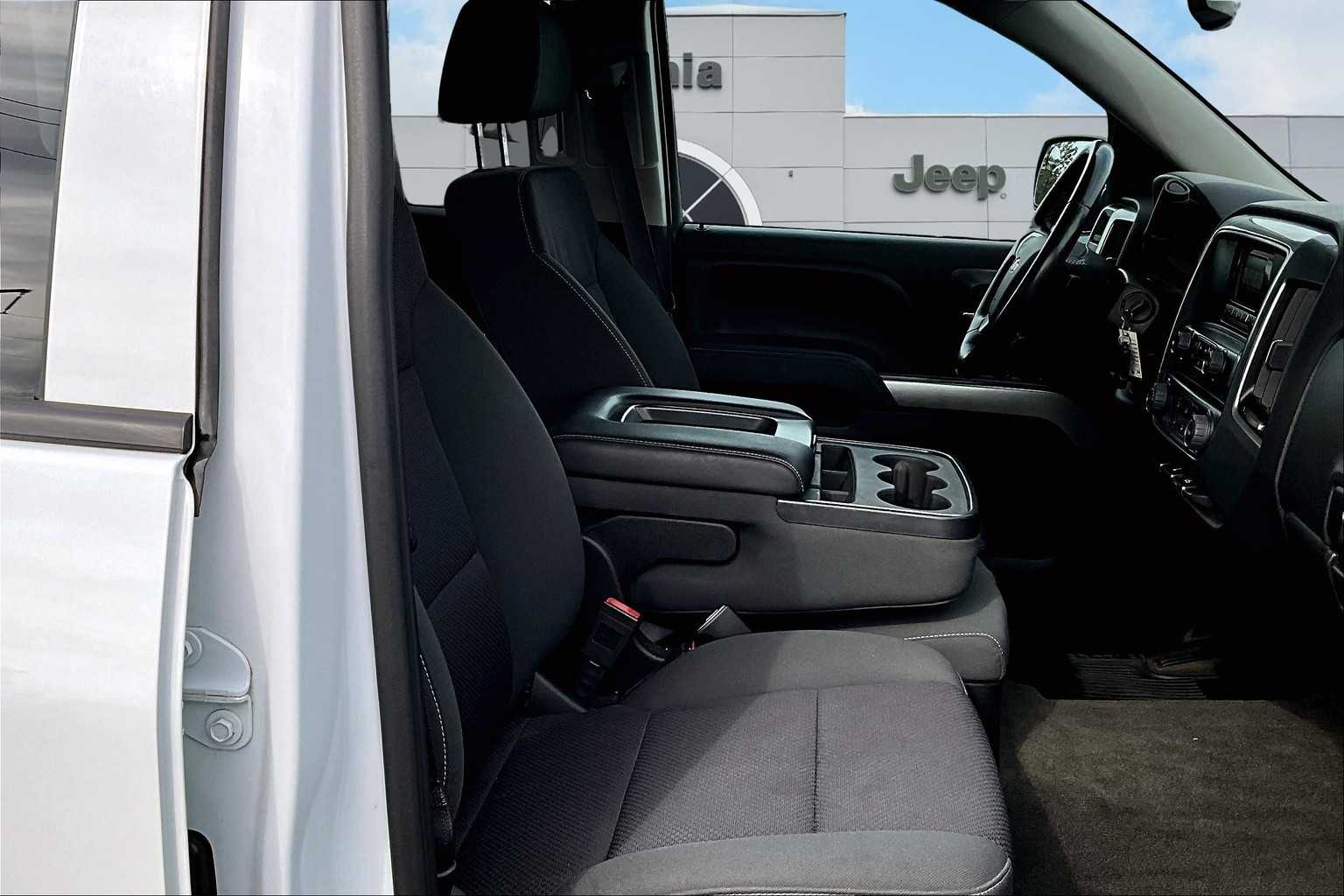 Thumbnail: 2015 Chevrolet Silverado 1500 - 14