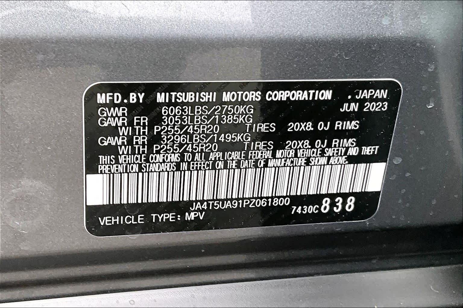 Thumbnail: 2023 Mitsubishi Outlander - 21