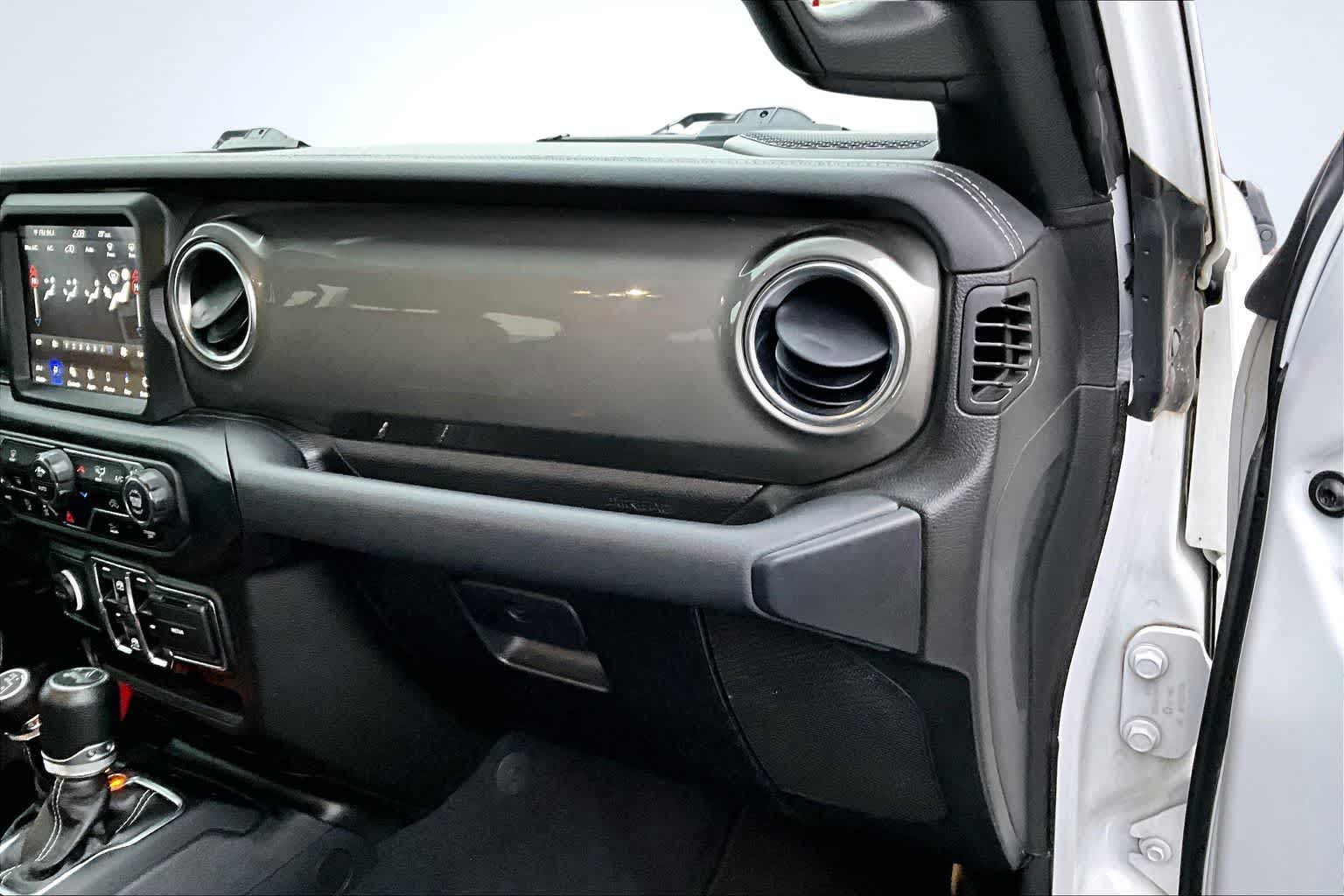 Thumbnail: 2023 Jeep Wrangler - 24