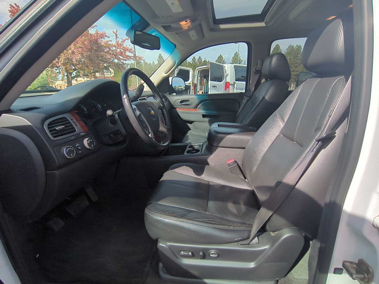2012 Chevrolet Tahoe LT 17