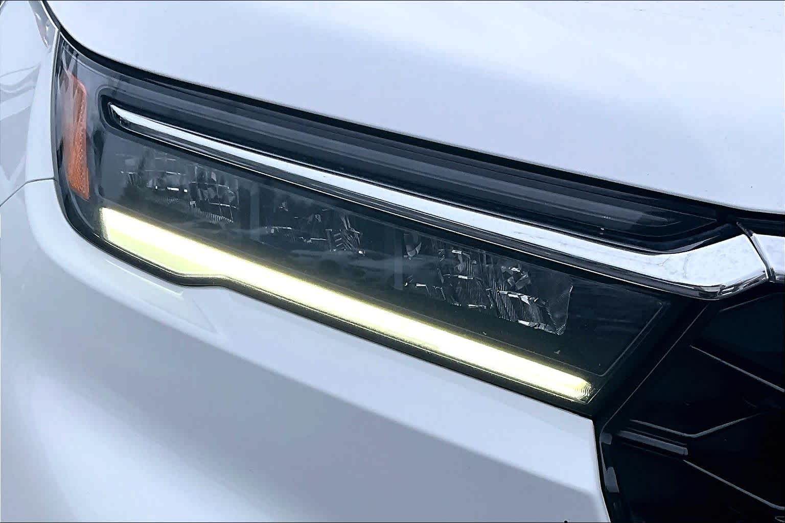 Thumbnail: 2023 Honda Pilot - 32