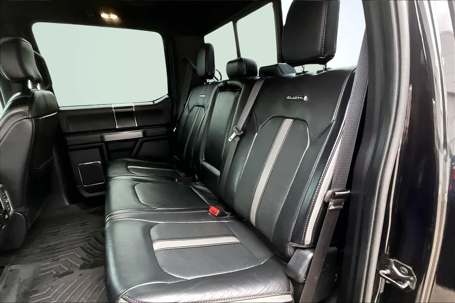 Thumbnail: 2019 Ford Econoline - 13