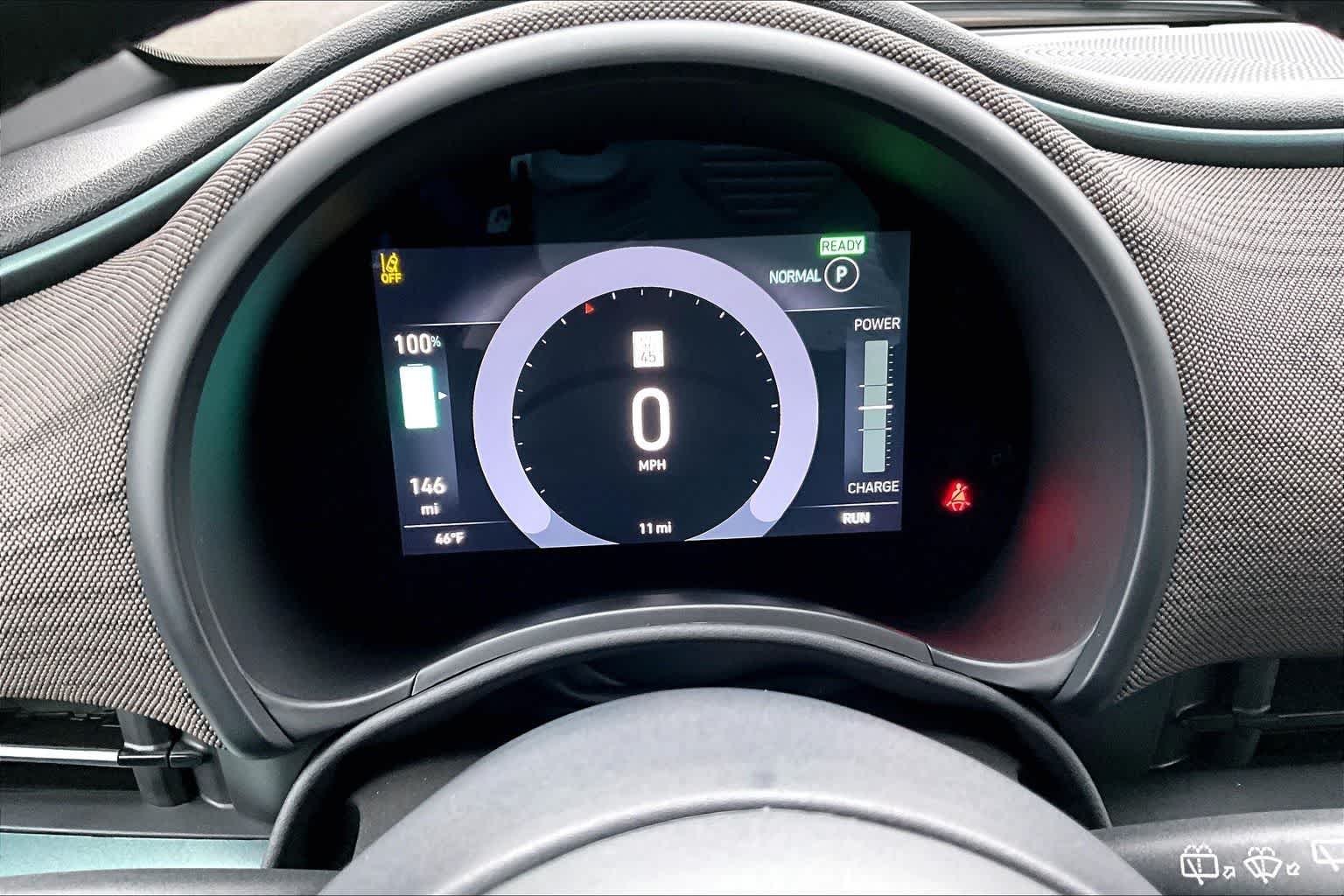 Thumbnail: 2025 Fiat 500e - 18