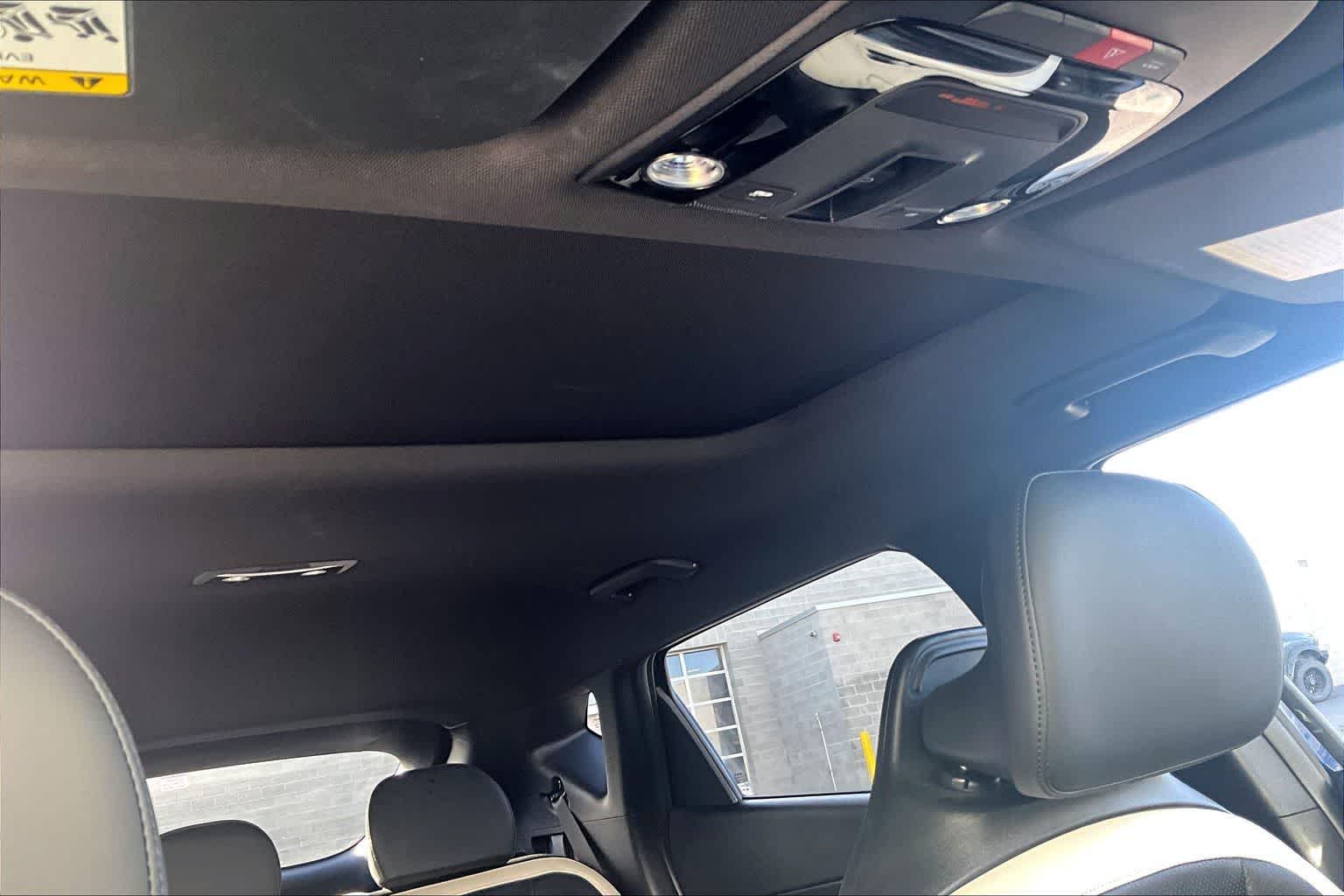 Thumbnail: 2023 Kia EV6 - 30