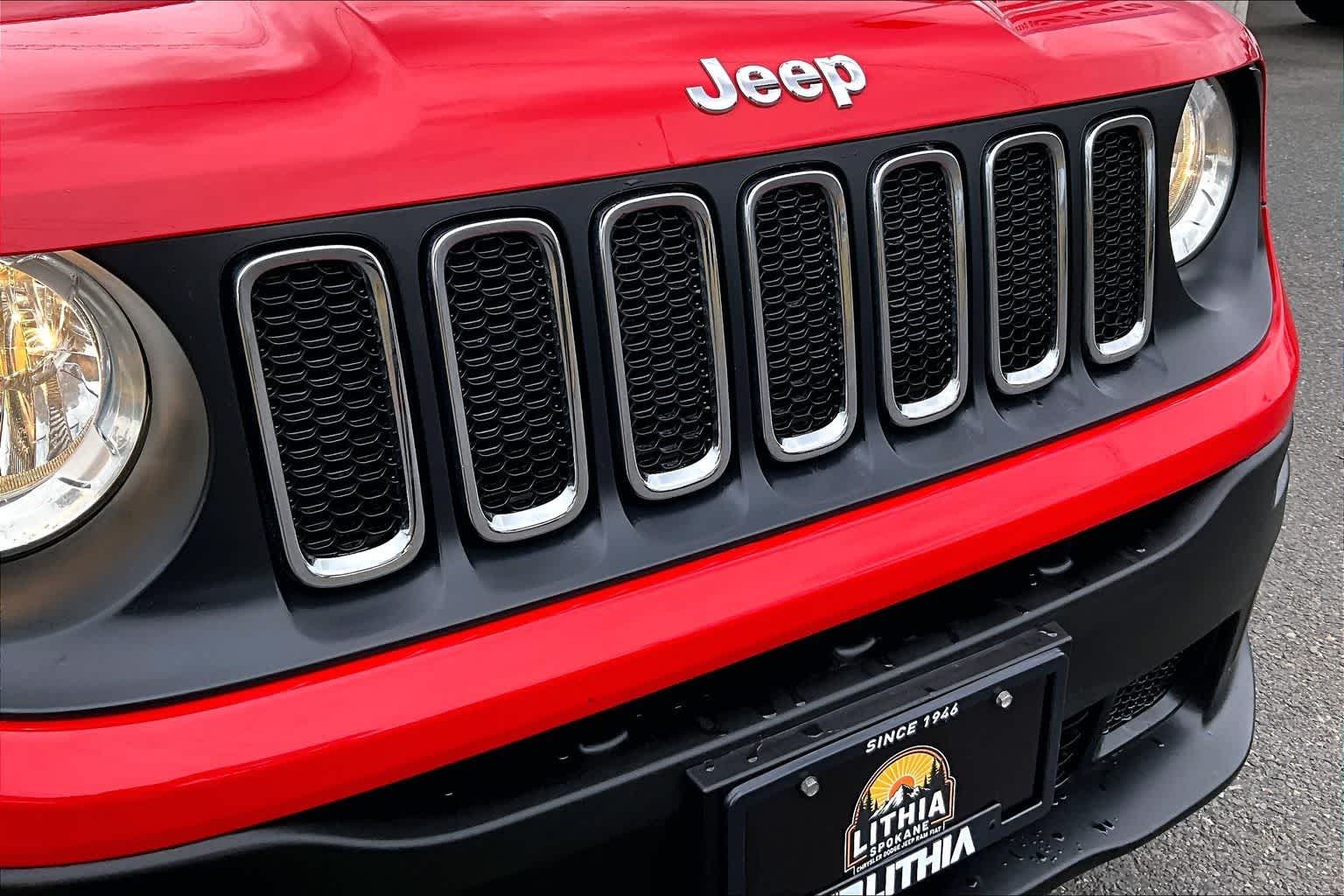 Thumbnail: 2018 Jeep Renegade - 33