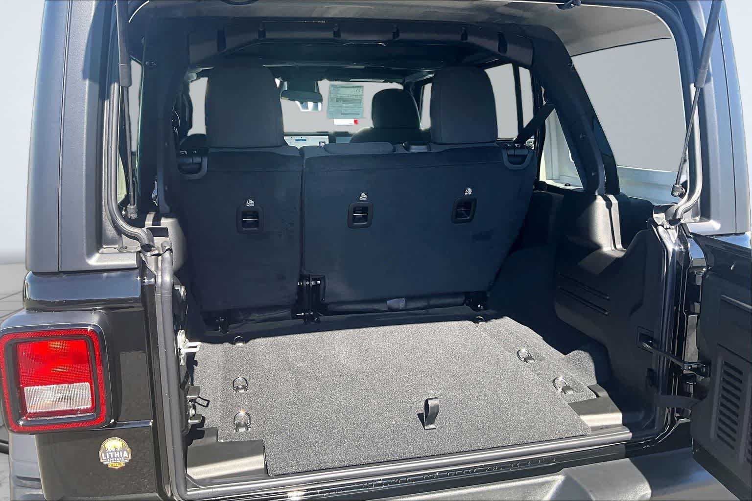 Thumbnail: 2026 Jeep Wrangler - 19
