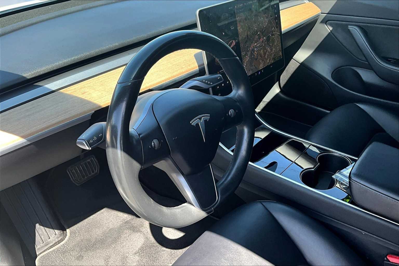 Thumbnail: 2018 Tesla Model 3 - 2