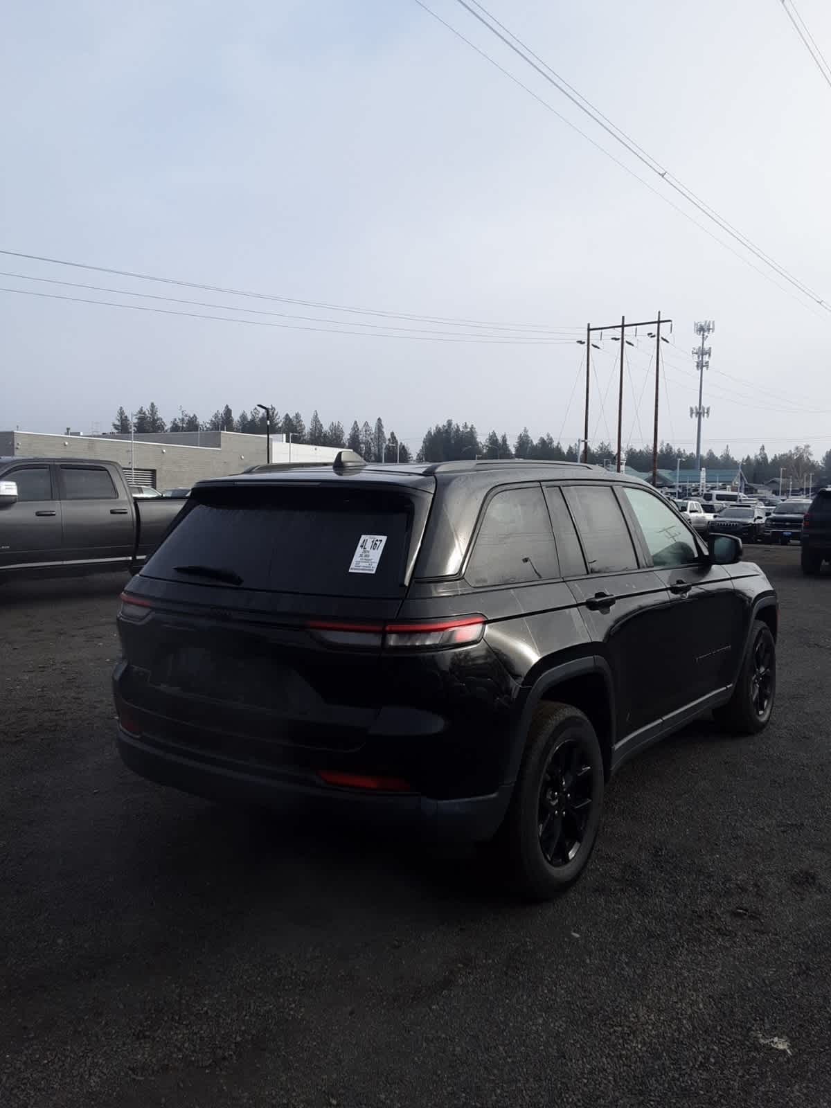 2024 Jeep Grand Cherokee Altitude photo 4