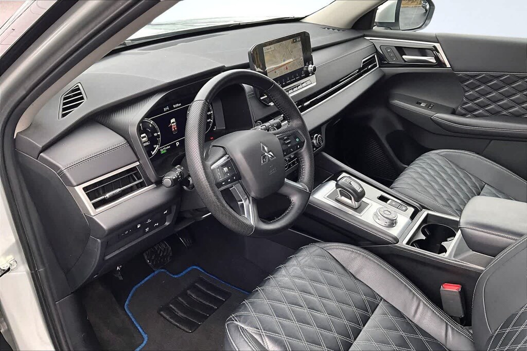 Used 2023 Mitsubishi Outlander SEL SUV