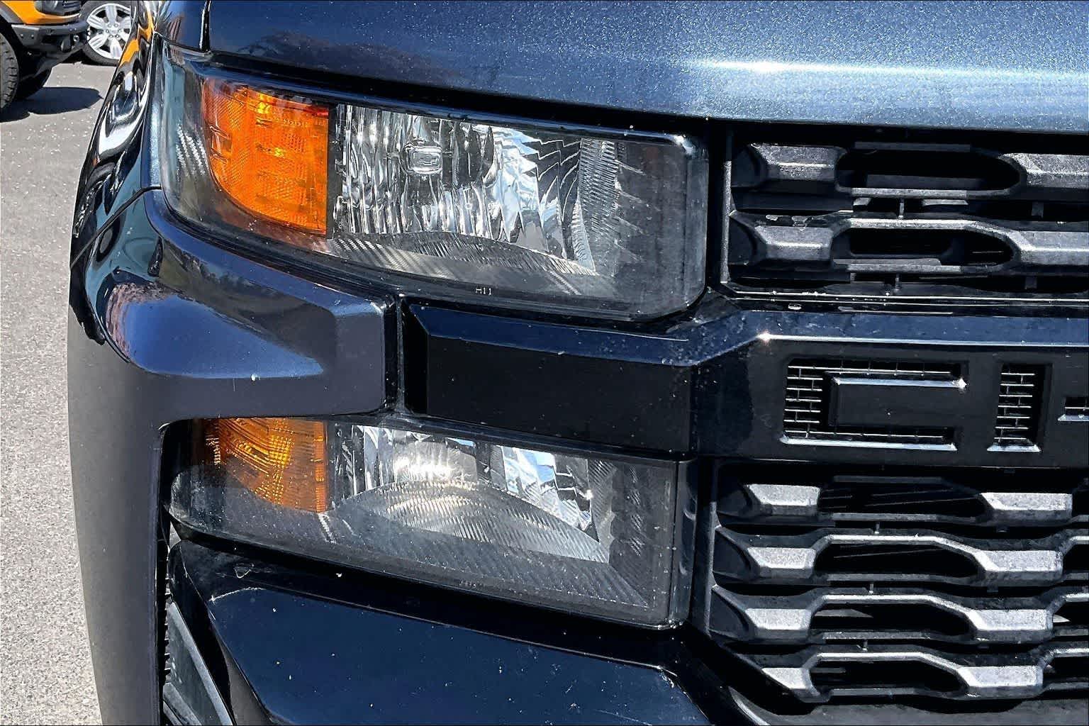 Thumbnail: 2021 Chevrolet Silverado 1500 - 30