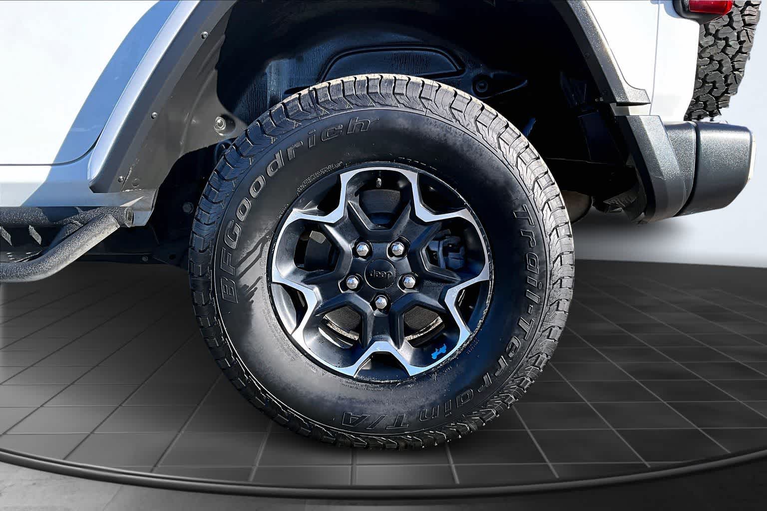 Thumbnail: 2023 Jeep Wrangler - 35