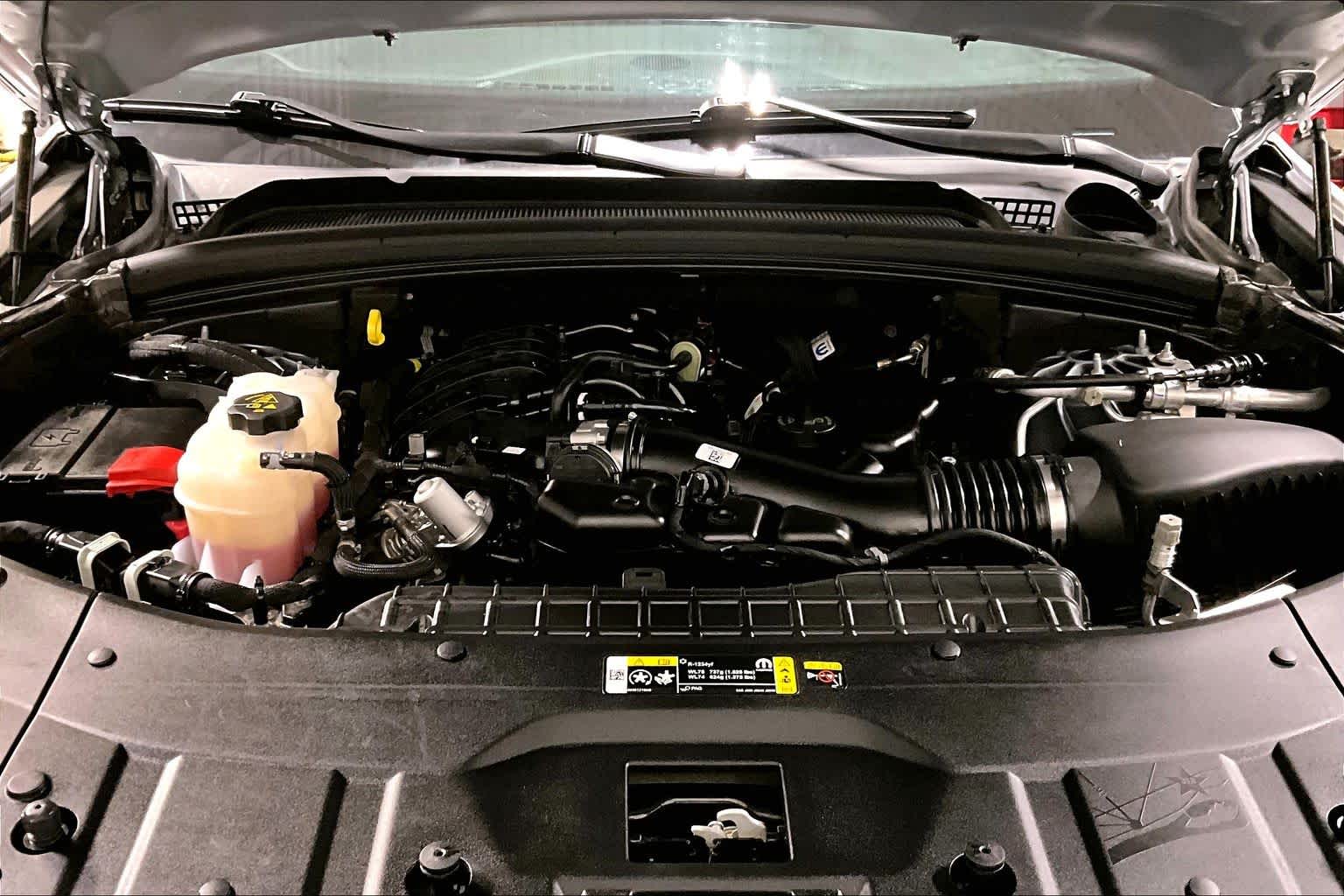 Thumbnail: 2024 Jeep Grand Cherokee L - 9