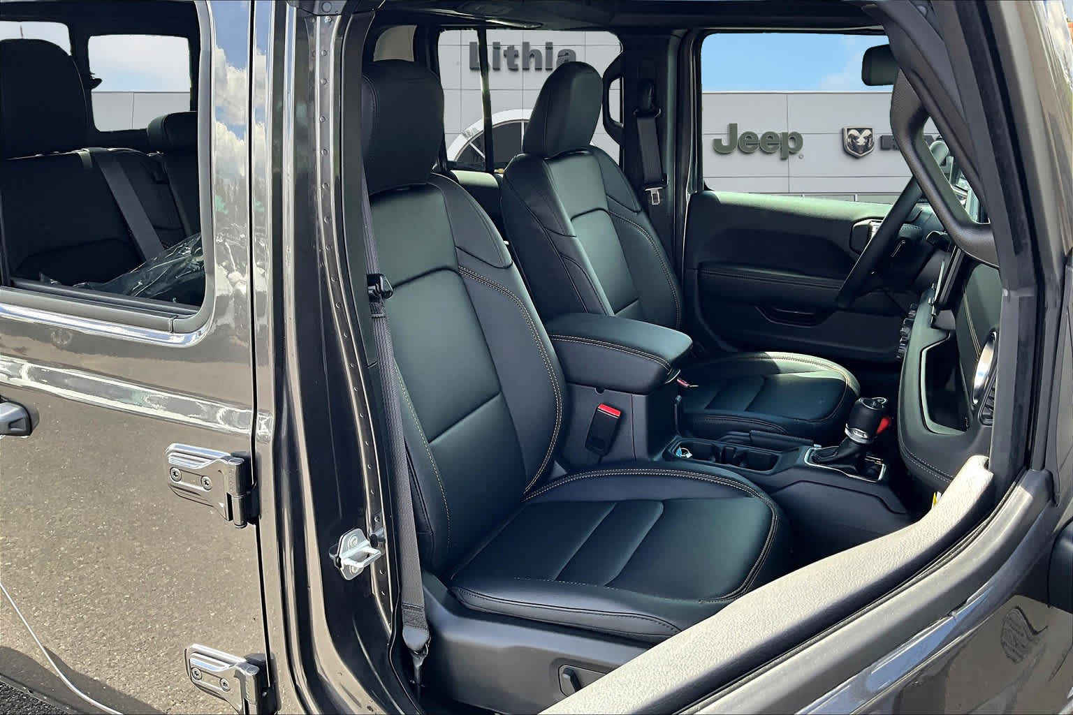 2025 Jeep Gladiator Sport S 13