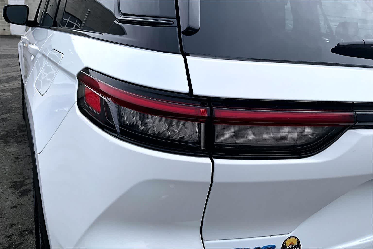 Thumbnail: 2023 Jeep Grand Cherokee - 32