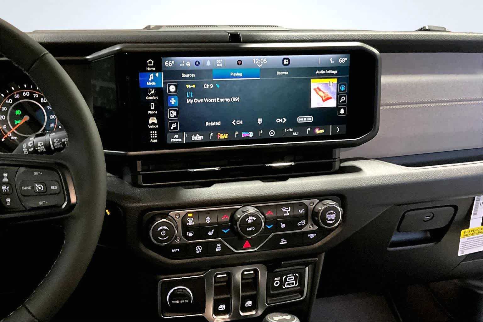 Thumbnail: 2026 Jeep Wrangler - 16